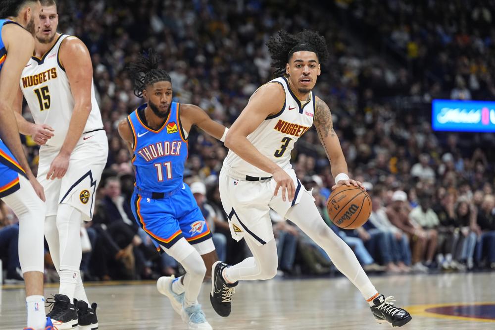 边路突破还 边路突破还